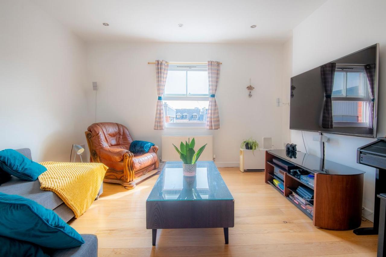 Modern, 2 Bdrm House With Parking Sleeps 6 Town Centre, North Laine
